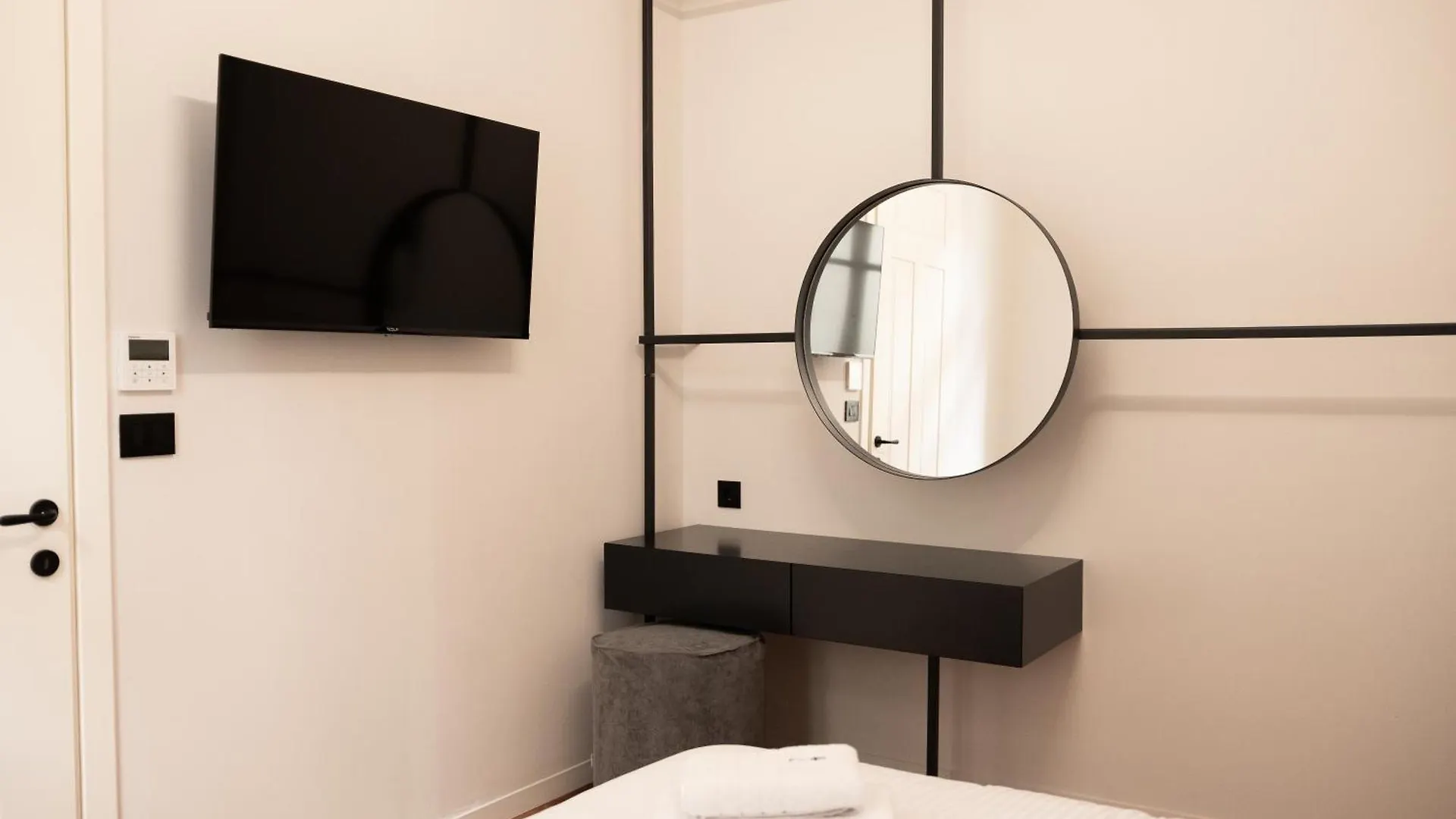 Taskou Luxury Suites Thessaloniki Greece